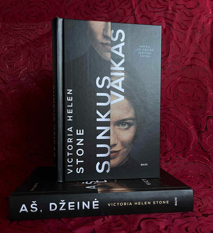 Victoria Helen Stone. AŠ, DŽEINĖ+SUNKUS VAIKAS.Skaitytos. Stovis idealus